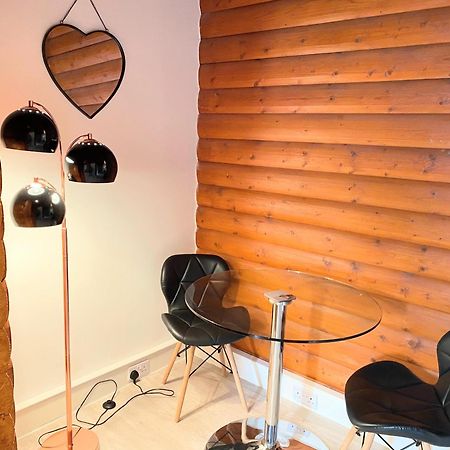 Villa Kaoglen-Spruce-Hot Tub-Forrest Setting-Pet Friendly Balnald Esterno foto