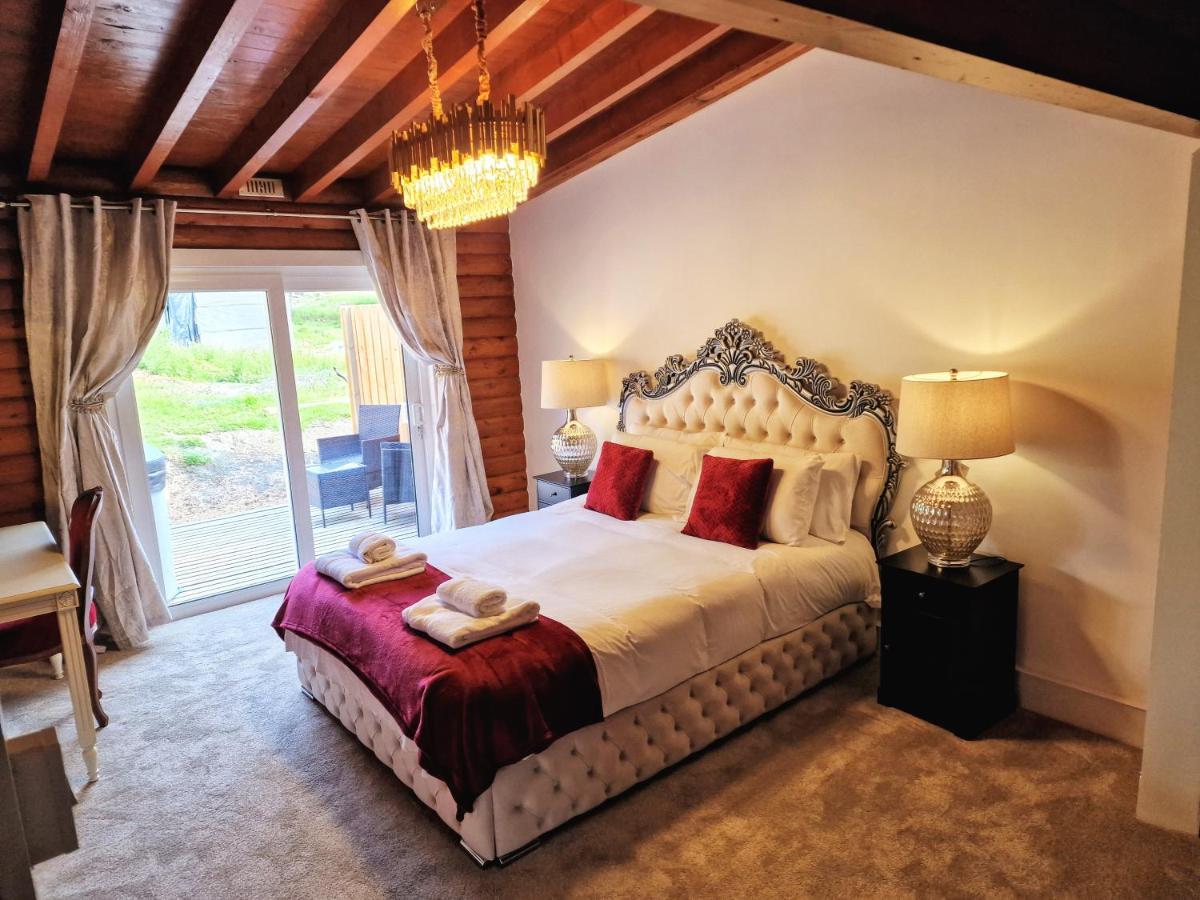 Villa Kaoglen-Spruce-Hot Tub-Forrest Setting-Pet Friendly Balnald Esterno foto